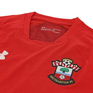 Camiseta Under Armour Southampton entreno 18 19 - Camiseta entrenamiento Under Armour Southampton 2018 - 2019 - roja - detalle cuello