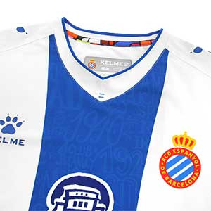 Camiseta manga larga Kelme Espanyol 2019 2020 - Camiseta de manga larga primera equipación Kelme Espanyol 2019 2020 - blanca y azul - detalle cuello