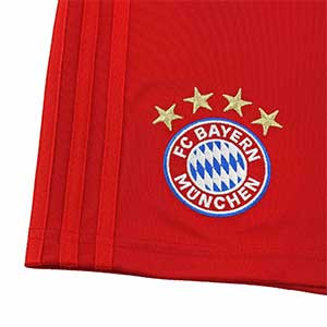 Short adidas Bayern 2019 2020 - Pantalón corto adidas primera equipación Bayern 2019 2020 - rojo - detalle escudo