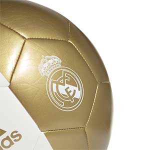 Balón adidas Real Madrid Capitano talla 3 - Balón de fútbol adidas Real Madrid 2019 2020 talla 3 - blanco y dorado - detalle