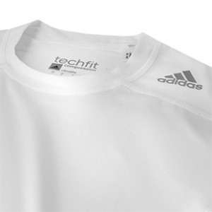 Camiseta compresiva adidas Techfit - Camiseta interior compresiva adidas Techfit - Blanco - detalle cuello 