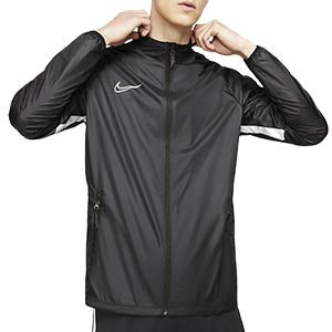 Chaqueta Nike entreno Repel Academy - Chaqueta impermeable de entrenamiento Nike - negra y blanca - Frontal