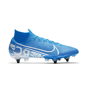 Nike Mercurial Superfly 7 Elite SG-PRO AC - Botas de fútbol con tobillera Nike SG-PRO con tacos de aluminio para césped natural blando - azul celeste - pie derecho