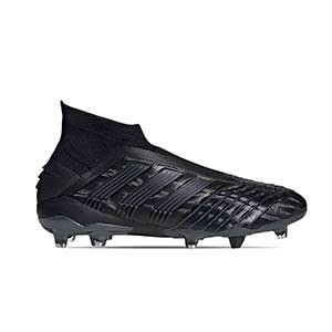 adidas Predator 19+ FG - Botas de fútbol con tobillera sin cordones adidas FG para césped natural o artificial de última generación - negras - pie derecho