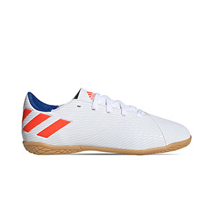 adidas Nemeziz Messi 19.4 IN Junior - Zapatillas de fútbol sala para niño adidas suela lisa IN - blancas - pie derecho