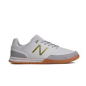 New Balance Audazo v4 Command IN - Zapatillas de fútbol sala New Balance suela lisa IN - grises - pie derecho