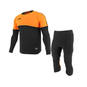 Equipación portero Rinat Pro - Conjunto de portero Rinat Pro - negro y naranja - frontal